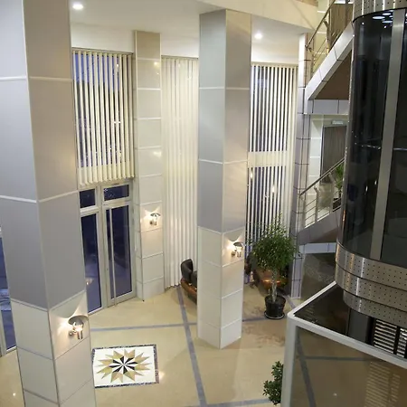 Hotel Zeder Garni