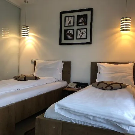 Hotel Zeder Garni